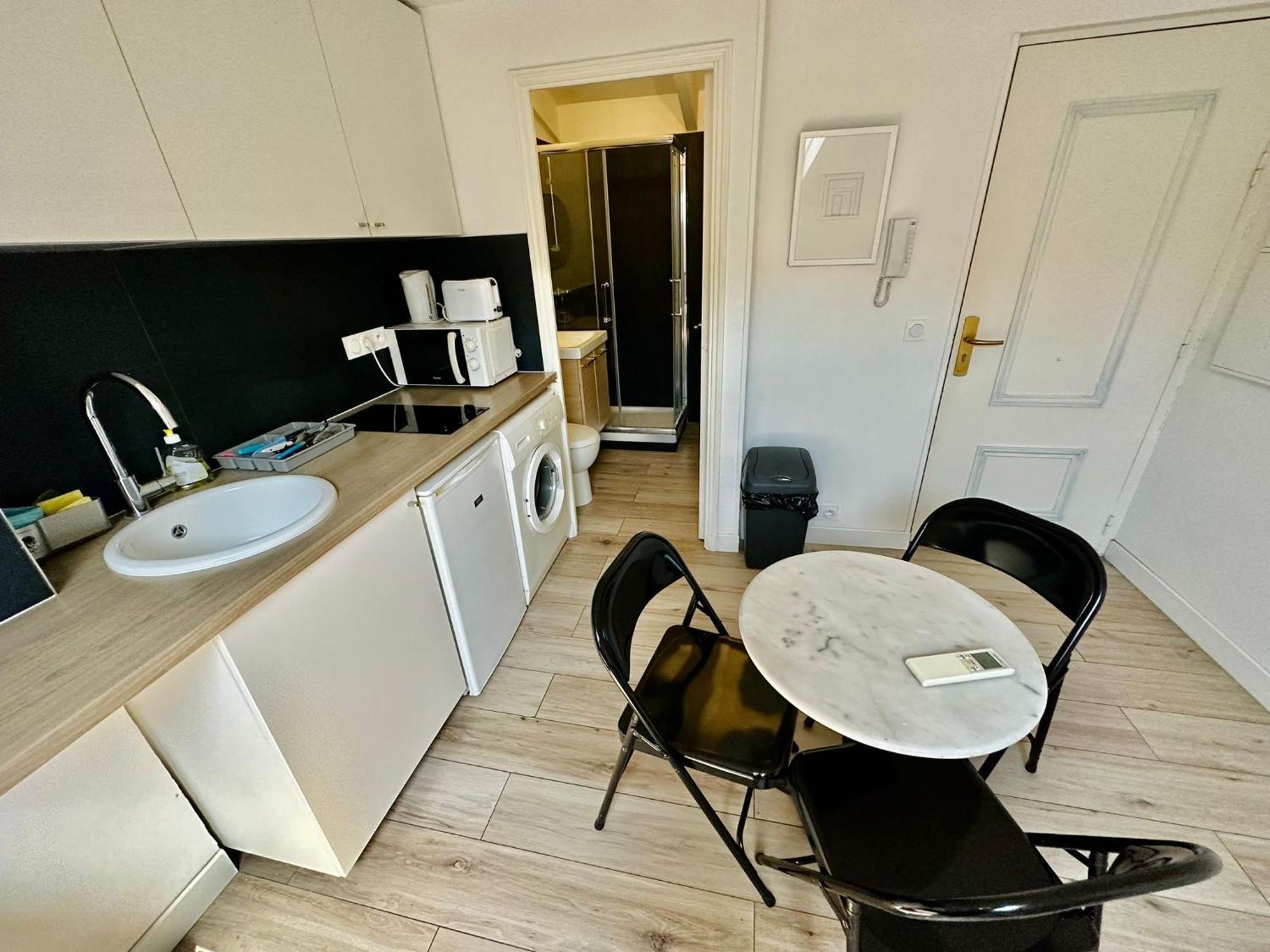 Appartement A Meyerbeer Nice Bilik gambar