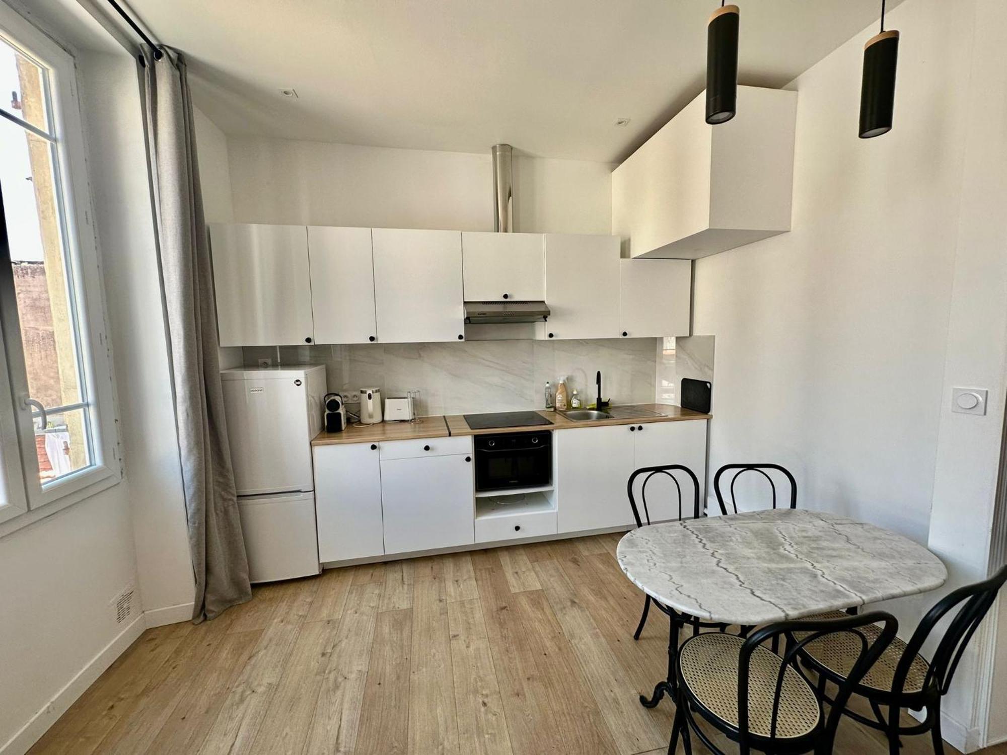 Appartement A Meyerbeer Nice Bilik gambar